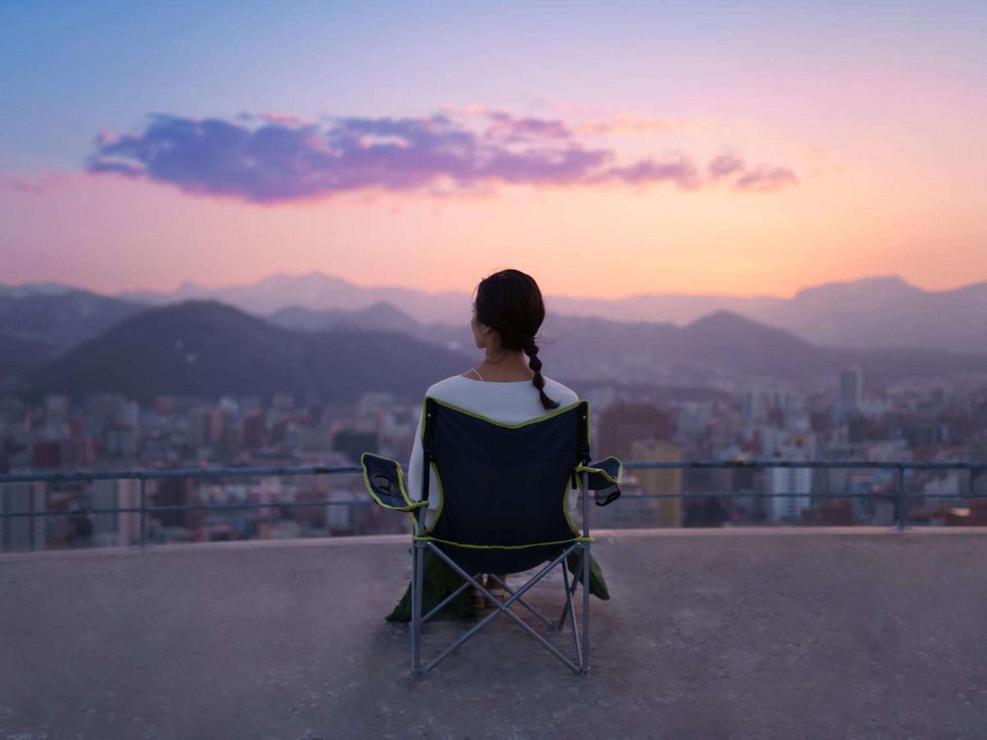 Sapporo Prince Hotel المظهر الخارجي الصورة Sunset at the top of Mount Takami